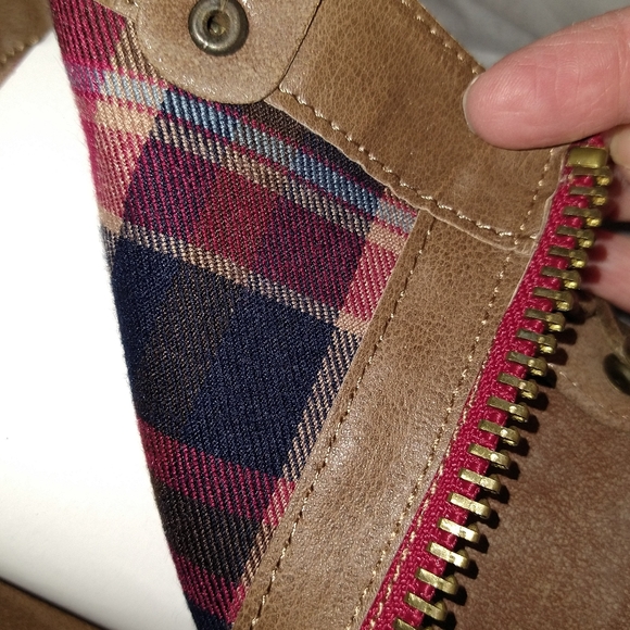 NWT. Madden Girl Lace Up Boots. Size 6. Cognac - Picture 3 of 5